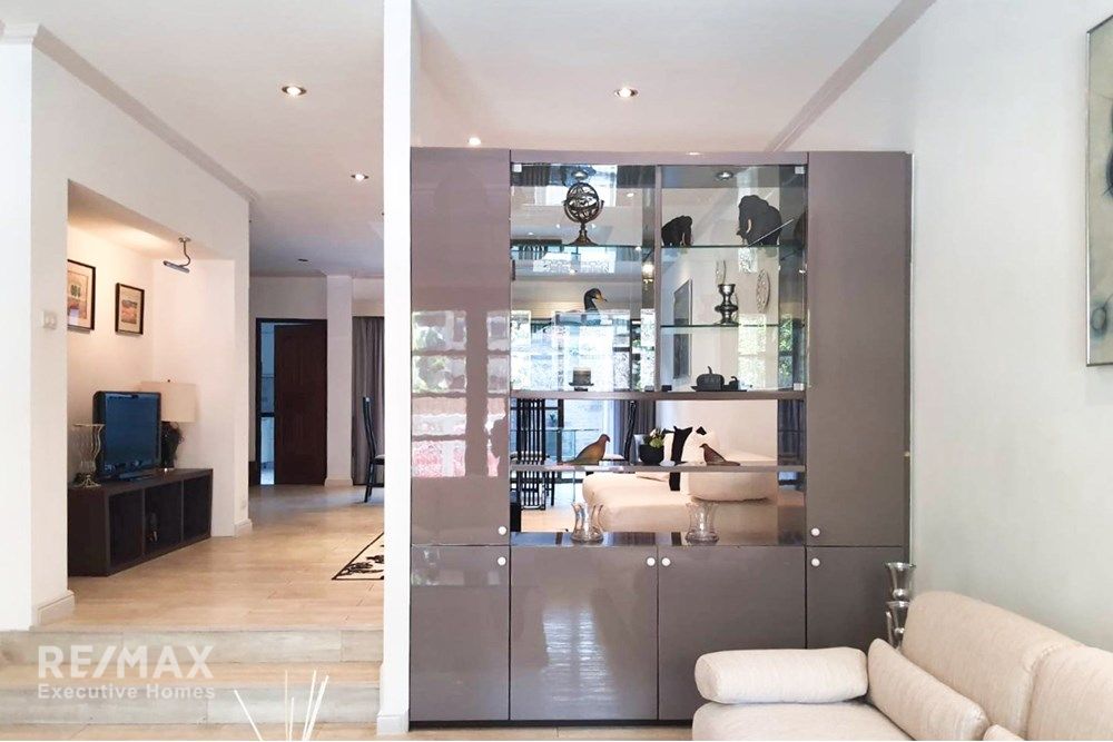For Rent: 400sqm 4-Story Townhouse with 3BR, 5BA + Maid in Prime Sukhumvit 26 4