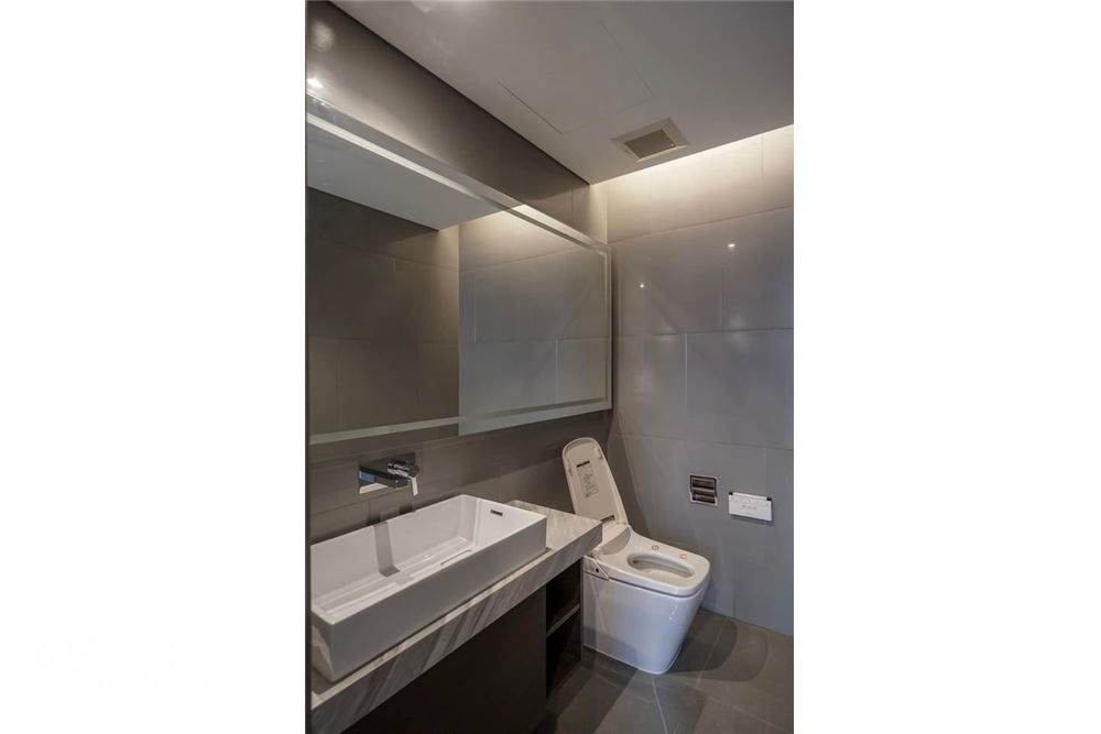 Moderne 2-Zimmer-Wohnung zur Miete im The Bangkok Sathorn – nur 2 Gehminuten zur BTS Surasak. 8