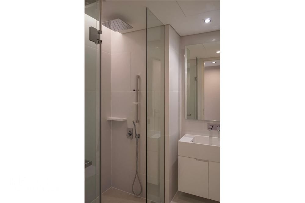 Moderne 2-Zimmer-Wohnung zur Miete im The Bangkok Sathorn – nur 2 Gehminuten zur BTS Surasak. 9