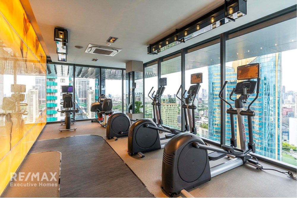 3BR 3BA Condo for Rent at Celes Asoke | 137sqm | 36th Floor | 1 Min Walk to MRT Sukhumvit 12