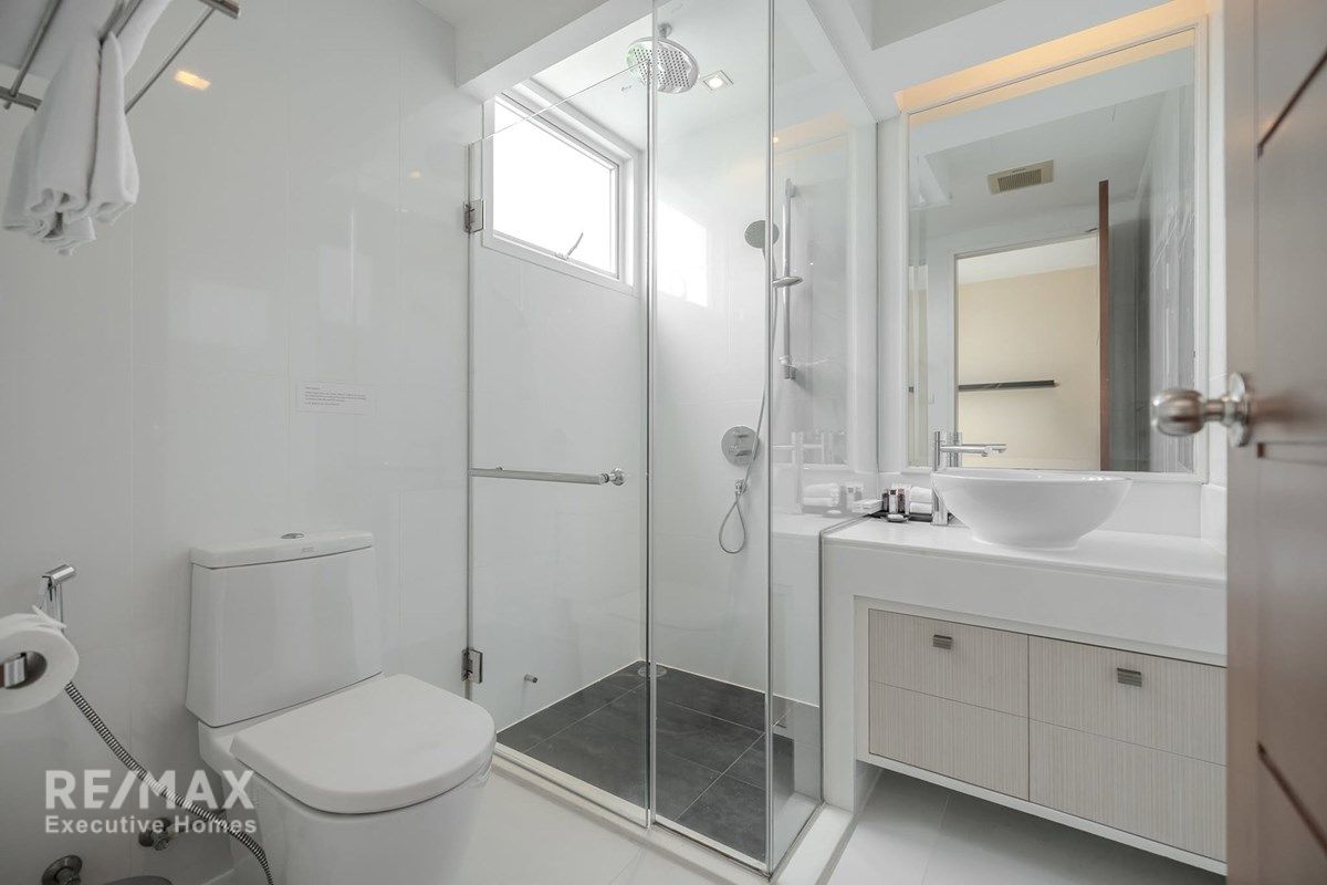 3 Schlafzimmer, 4 Bäder Service-Apartment mit Reinigungsservice zu vermieten in Sukhumvit 20 - Haustierfreundlich, 182 qm. 10