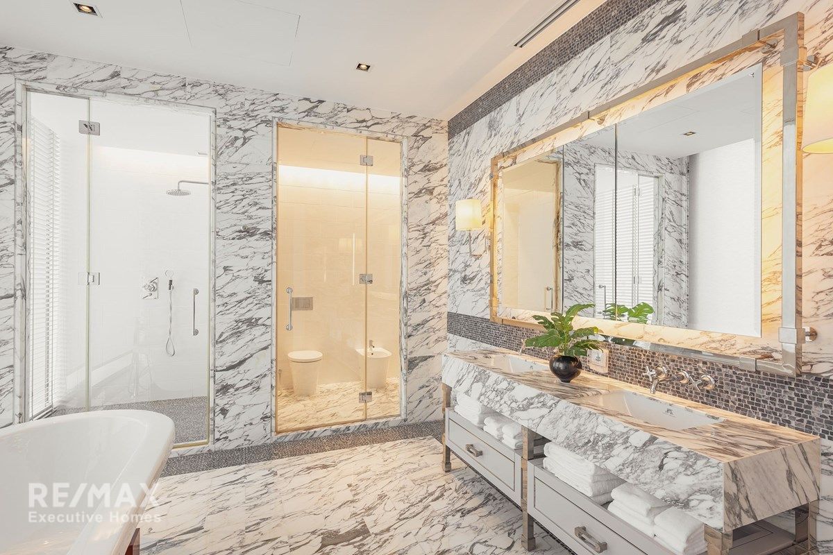 Geräumige 3-Zimmer-Eigentumswohnung mit 3 Bädern in den Ritz-Carlton Residences Silom - 6 Gehminuten zur BTS Chong Nonsi. 13