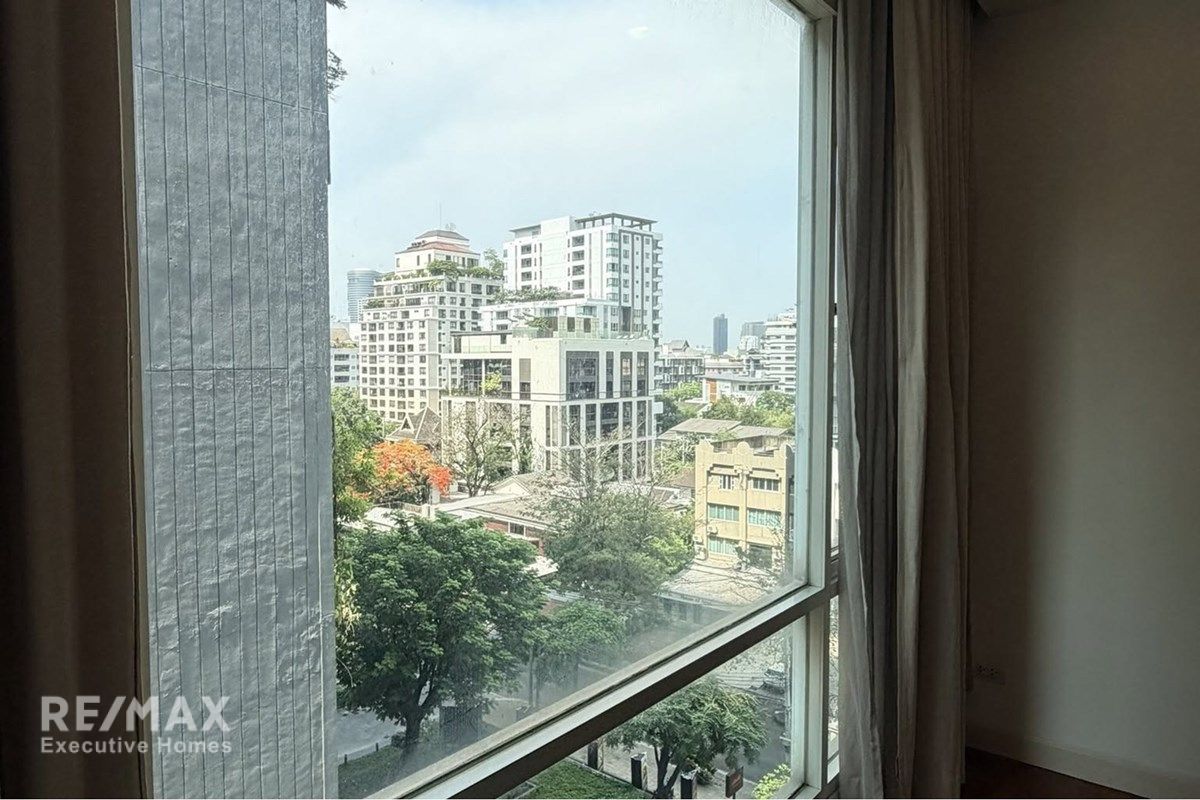 Urgent Sale: 5.65MB 1BR Condo in Baan Siri 31, 57sqm, 7th Floor, Asoke - 15 Min Walk to MRT Sukhumvit 5