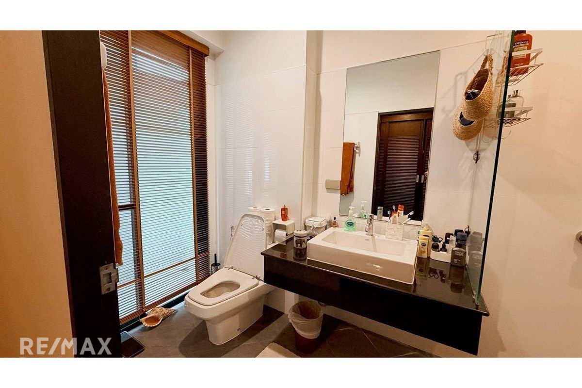Spacious 3BR 3BA Pet-Friendly Duplex House for Rent | 220sqm | Sukhumvit 24 | 120K 7