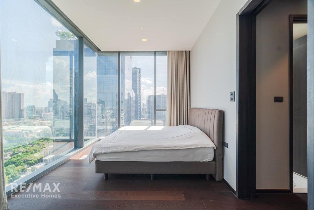 Luxury 2BR Condo for Rent at LAVIQ Sukhumvit 57 | 115sqm | 6 mins Walk to BTS Thong Lo 12