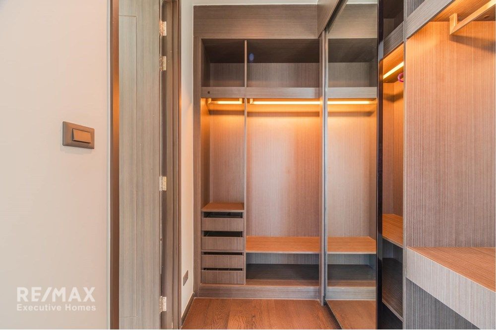 Luxury 2BR Condo for Rent at LAVIQ Sukhumvit 57 | 115sqm | 6 mins Walk to BTS Thong Lo 14