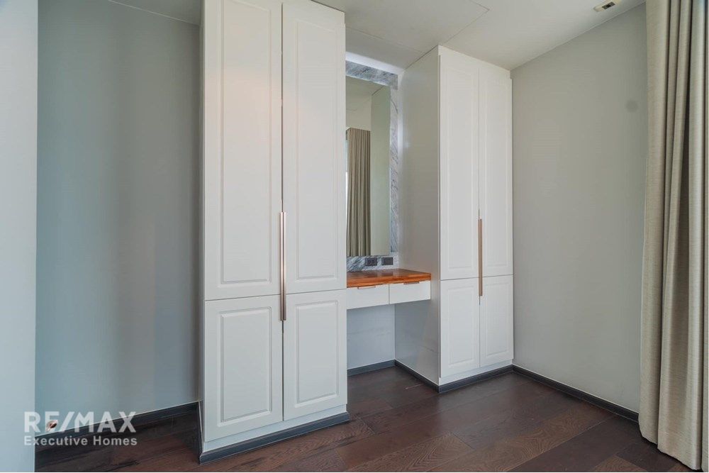 Luxury 2BR Condo for Rent at LAVIQ Sukhumvit 57 | 115sqm | 6 mins Walk to BTS Thong Lo 16