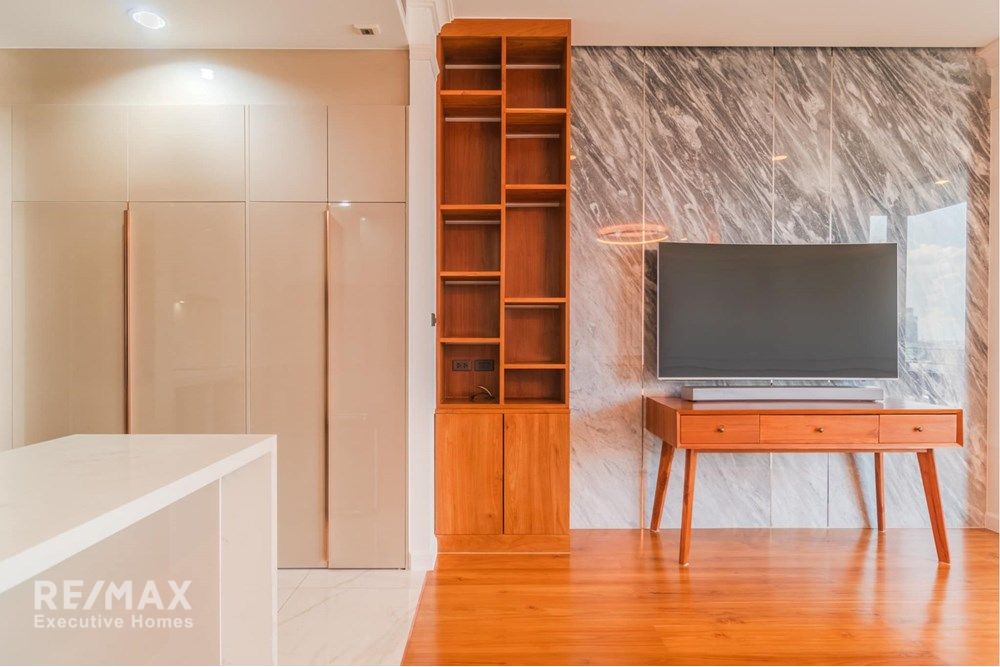 Luxury 2BR Condo for Rent at LAVIQ Sukhumvit 57 | 115sqm | 6 mins Walk to BTS Thong Lo 17