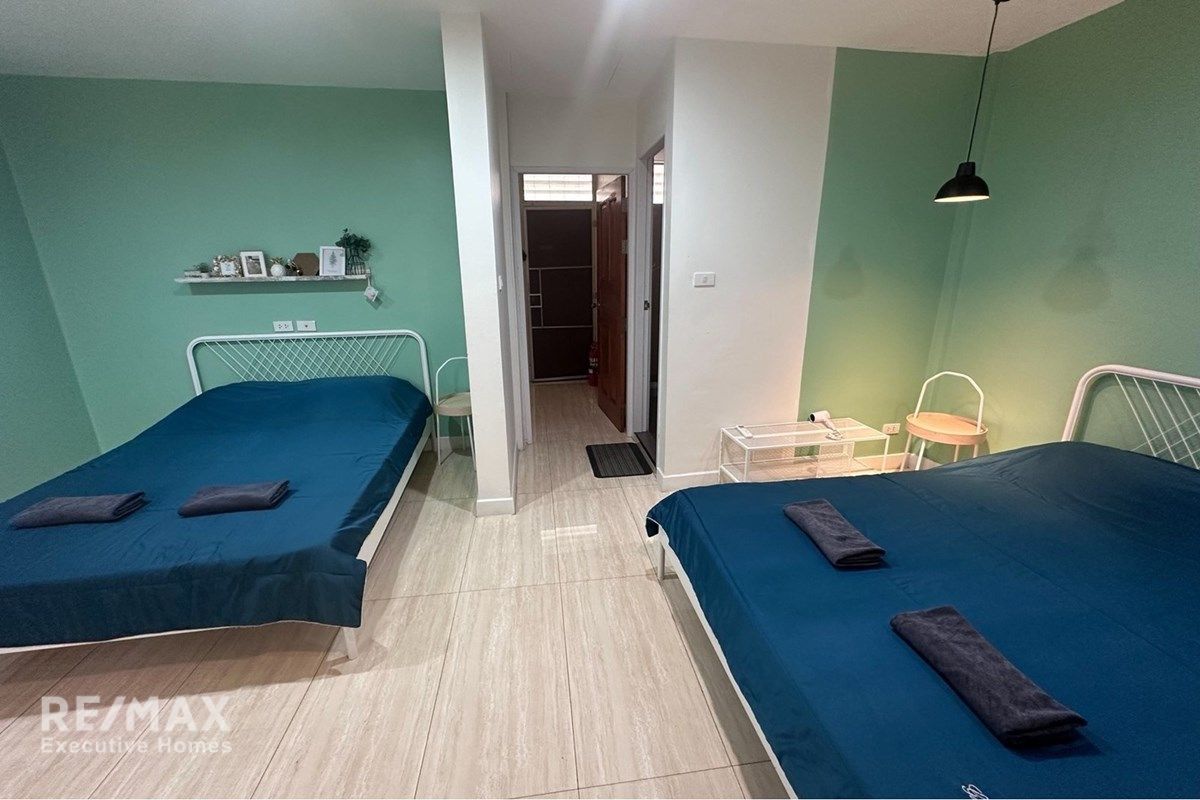 Spacious 4BR 4BA Corner Townhouse for Rent 70K | 300sqm | Airbnb Allowed | Ekkamai 6