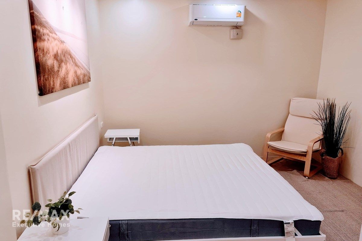 Renovated 3BR Condo for Rent at Sukhumvit 39 | 55K | 140sqm | 6th Floor | Pet-Friendly | 16 Mins Walk to BTS Phrom Phong 10