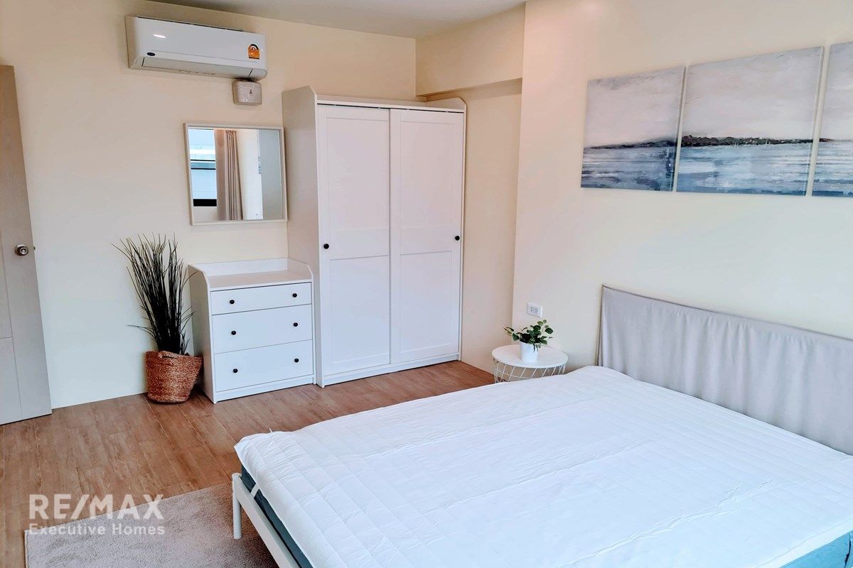 Renovated 3BR Condo for Rent at Sukhumvit 39 | 55K | 140sqm | 6th Floor | Pet-Friendly | 16 Mins Walk to BTS Phrom Phong 7