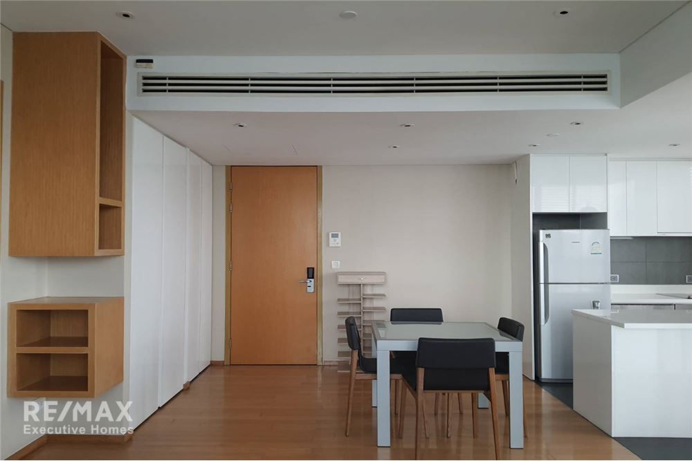 Eigentumswohnung mit 1 Schlafzimmer im Hochhaus Aequa Sukhumvit 49 – 7 Gehminuten zur BTS Thong Lo. 2