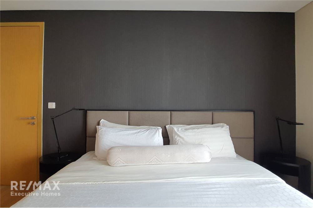 Eigentumswohnung mit 1 Schlafzimmer im Hochhaus Aequa Sukhumvit 49 – 7 Gehminuten zur BTS Thong Lo. 5