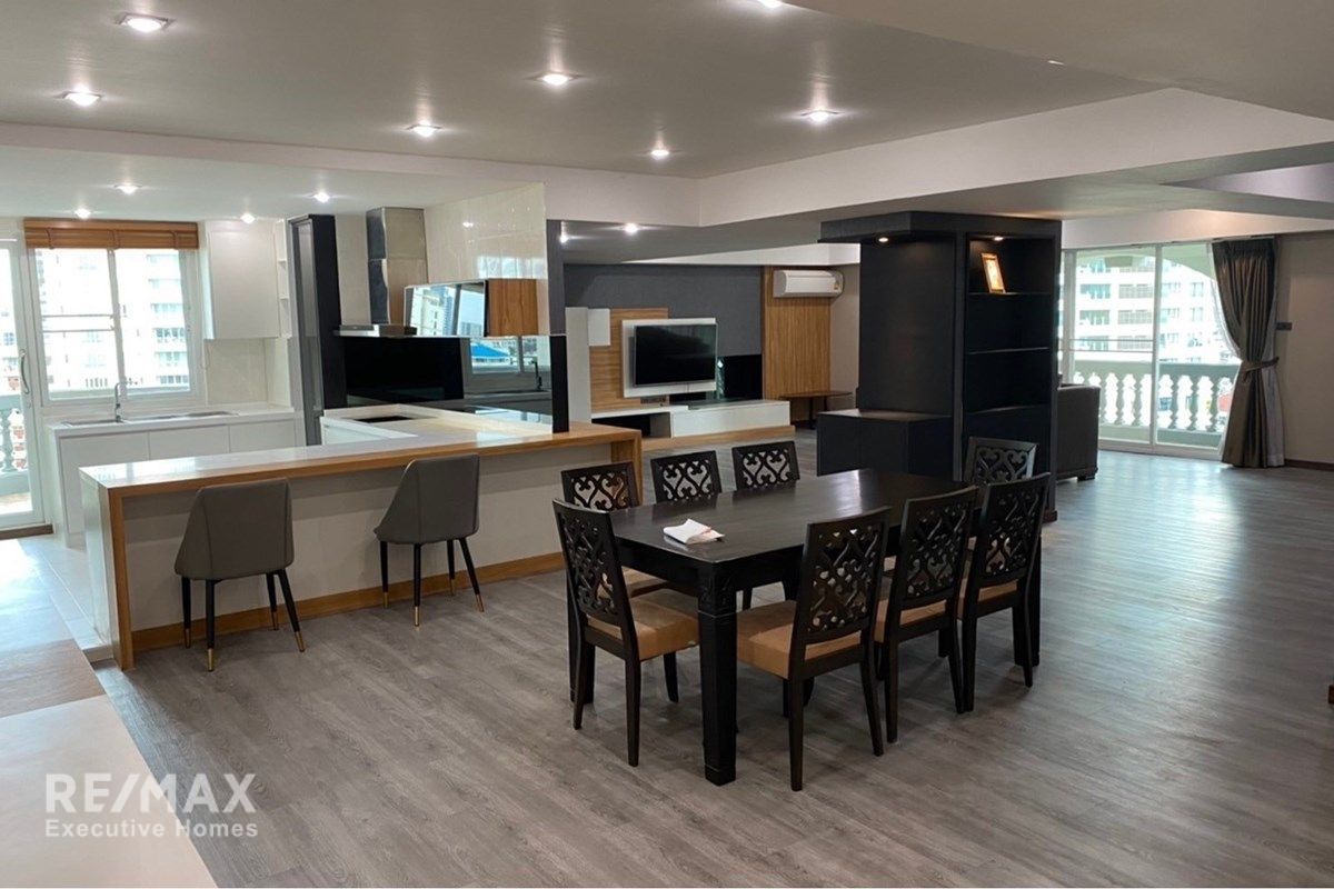 Renovated 4BR Condo for Rent - 265sqm, 5BA + Maid, 15th Fl, Sukhumvit 39, 9 mins to BTS Phrom Phong 2