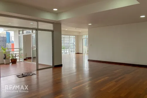 spacious-3-bedroom-condo-for-rent-near-bts-ekkamai-sukhumvit-920071001-25017