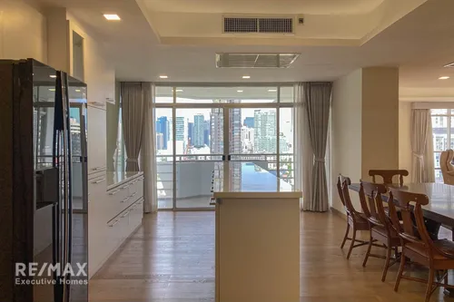 3-bedroom-condo-for-rent-near-bts-ekkamai-on-sukhumvit-920071001-25020