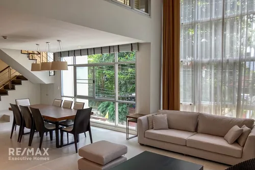 pet-friendly-thonglor-duplex-condo-for-rent-31-bedrooms-920071001-25030