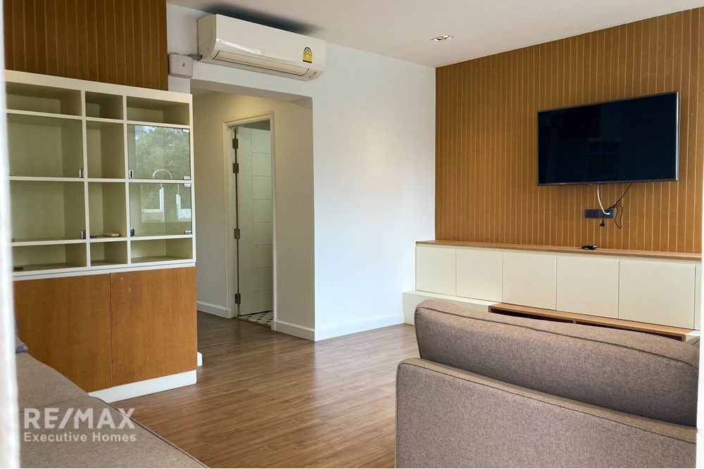 Tierfreundliches Stadthaus mit Swimmingpool in Sukhumvit 49 nahe Thonglor zu verkaufen. 11