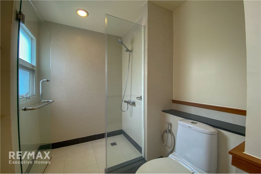 Pet-Friendly 3 Bed 3 Bath Condo for Rent in Sathorn Area 14