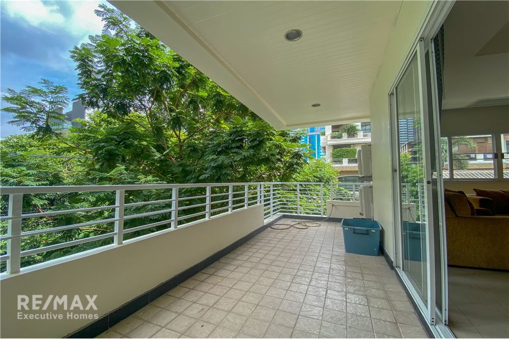Pet-Friendly 3 Bed 3 Bath Condo for Rent in Sathorn Area 4