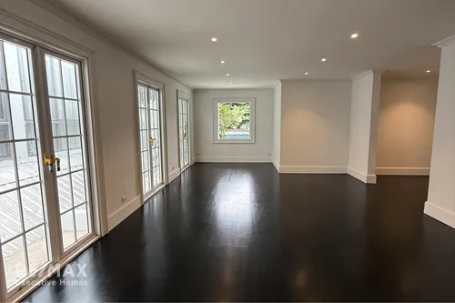 spacious-150sqm-2nd-floor-home-office-or-beauty-space-for-rent-in-thonglor-20-100k-920071001-25111