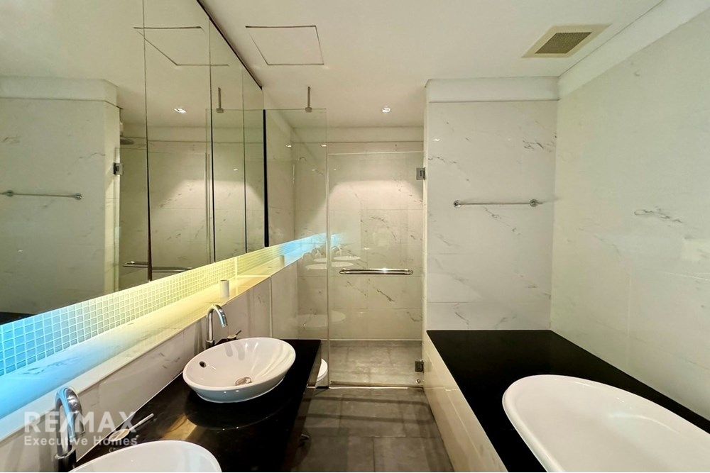3BR 3BA Condo with Lake View for Rent at The Lakes Sukhumvit 16 - 120K - 5 Mins Walk to BTS Asok 16