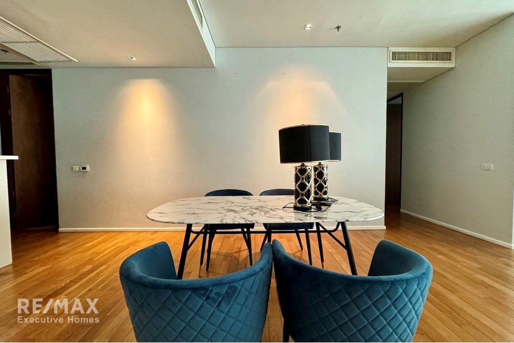 3BR 3BA Condo with Lake View for Rent at The Lakes Sukhumvit 16 - 120K - 5 Mins Walk to BTS Asok 4