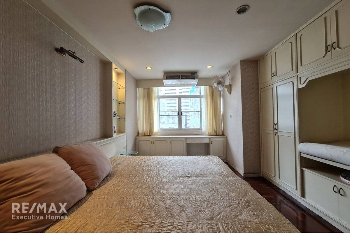 3BR 3BA Pet-Friendly Condo for Sale in Grand Ville House 2, 6 Mins Walk to BTS Asok 10