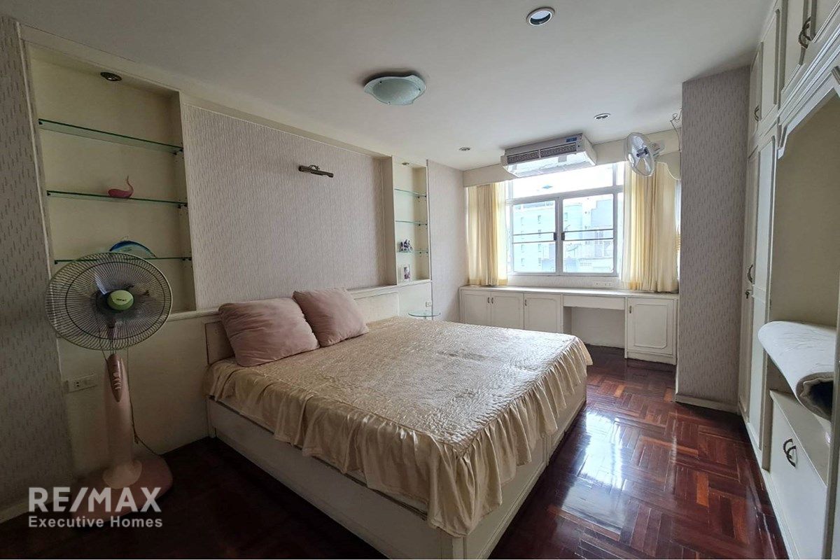 3BR 3BA Pet-Friendly Condo for Sale in Grand Ville House 2, 6 Mins Walk to BTS Asok 11