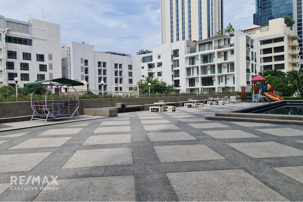 3BR 3BA Pet-Friendly Condo for Sale in Grand Ville House 2, 6 Mins Walk to BTS Asok 15