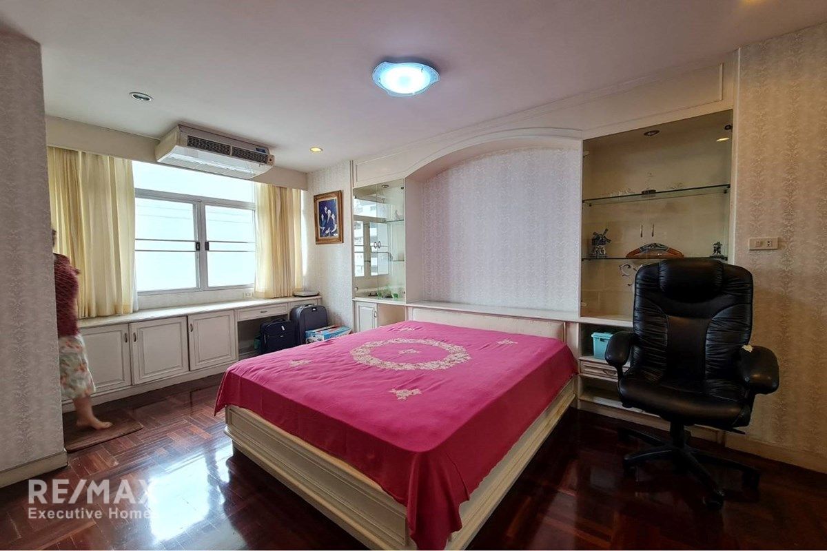 3BR 3BA Pet-Friendly Condo for Sale in Grand Ville House 2, 6 Mins Walk to BTS Asok 8