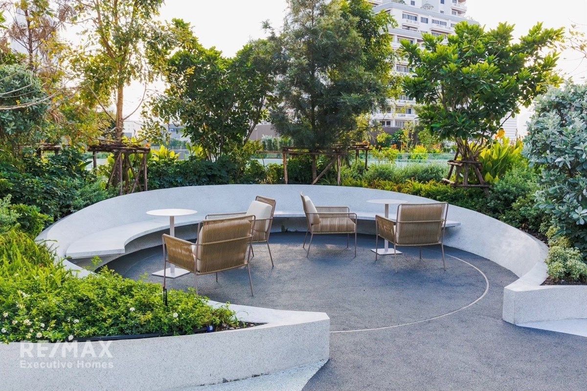 Spacious 3BR Condo for Rent at Fynn Asoke Sukhumvit 10 - 110sqm with Pool Access 12