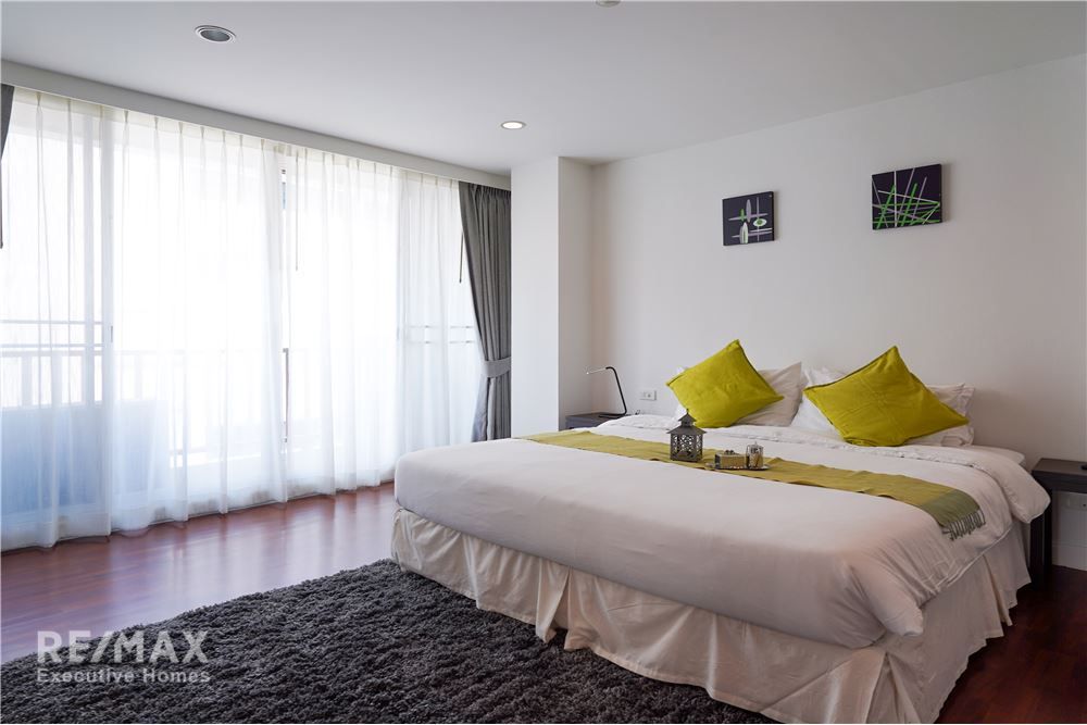 Renovated 4BR 4BA Condo with Maid's Room for Rent in Pet-Friendly Sathorn - 275sqm at 130K 16
