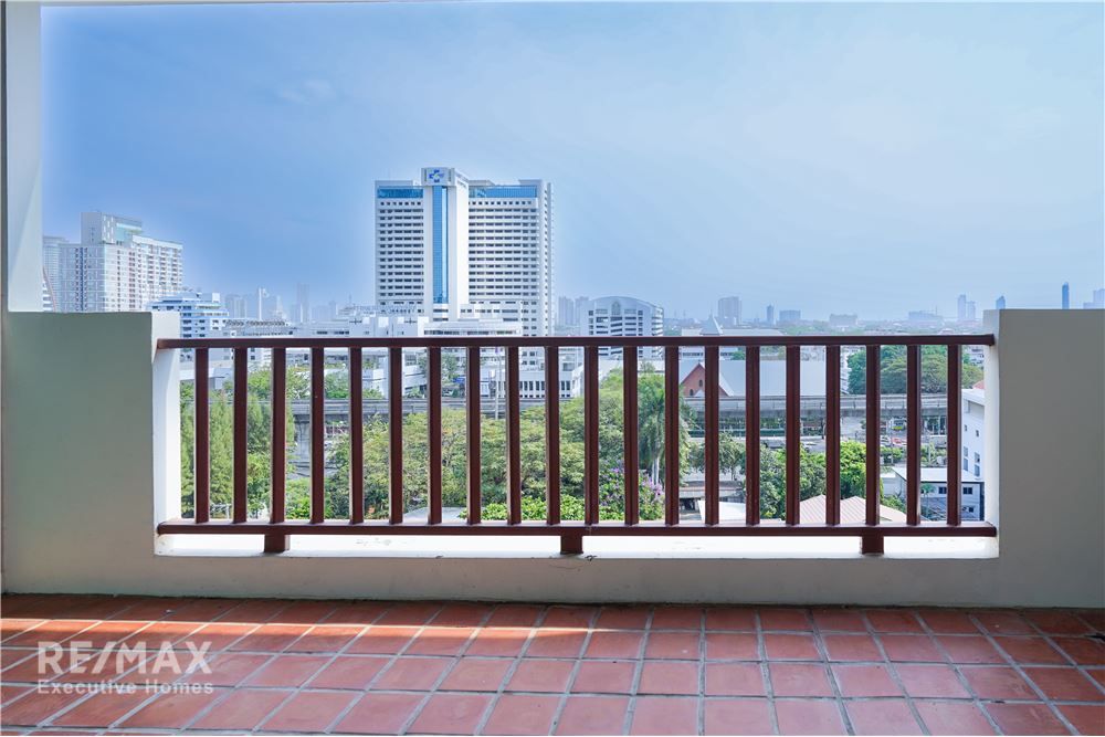 Renovated 4BR 4BA Condo with Maid's Room for Rent in Pet-Friendly Sathorn - 275sqm at 130K 26
