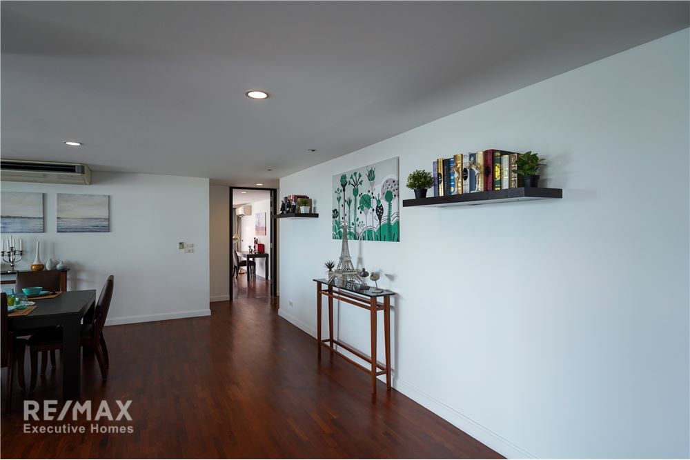 Renovated 4BR 4BA Condo with Maid's Room for Rent in Pet-Friendly Sathorn - 275sqm at 130K 3