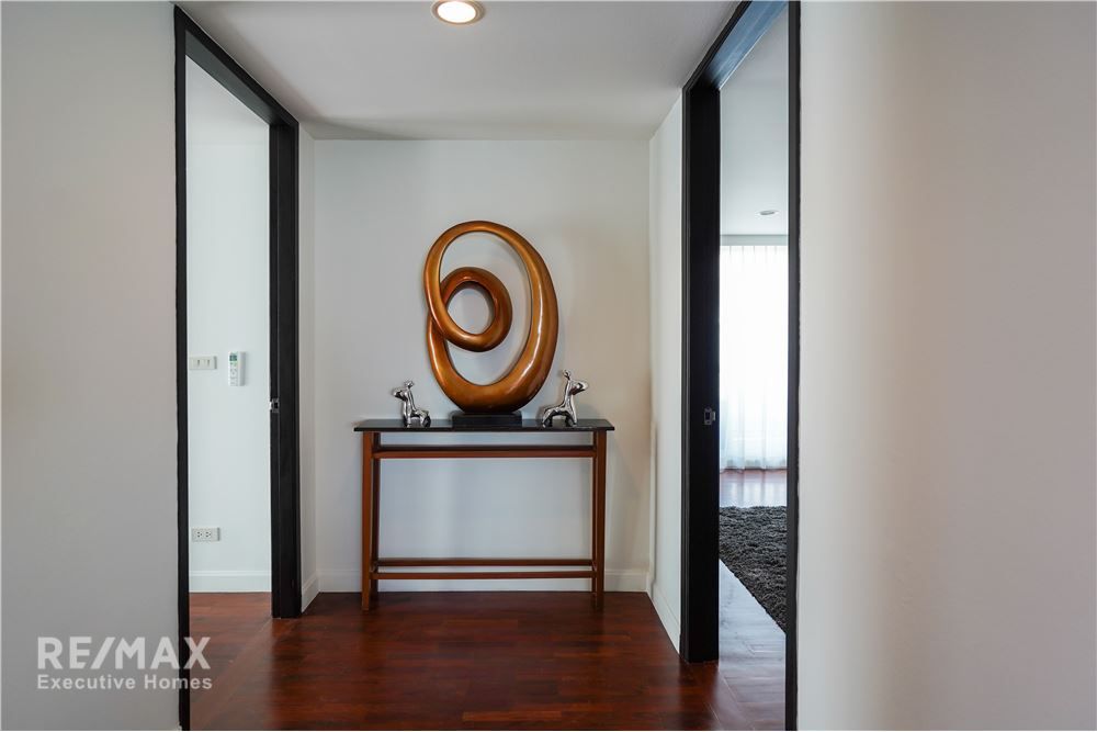 Renovated 4BR 4BA Condo with Maid's Room for Rent in Pet-Friendly Sathorn - 275sqm at 130K 5