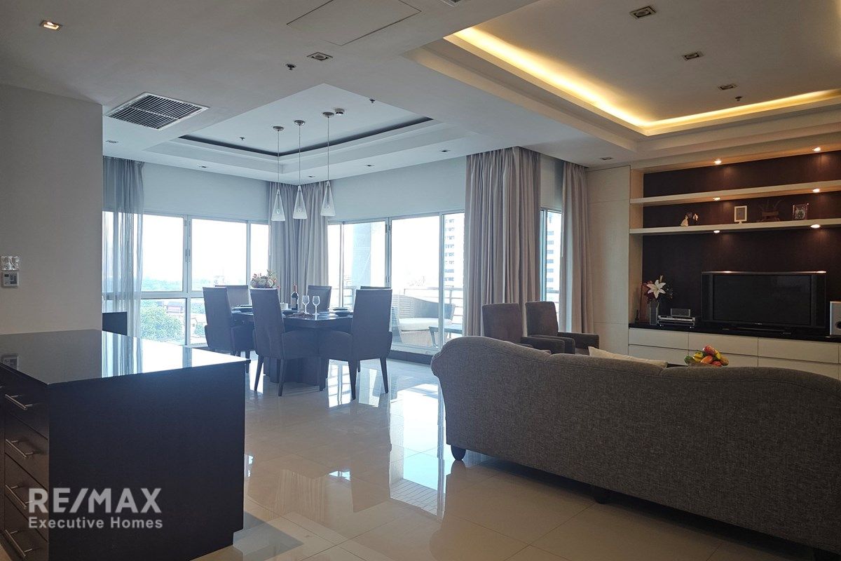 Luxury 3+1BR Condo for Rent in Ploenchit CBD - 7 Mins Walk to BTS Chit Lom 2