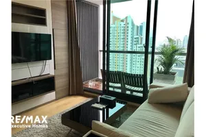 2-bedroom-for-sale-with-tenant-address-sathorn-920071001-4677