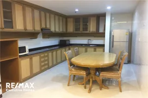 condo-for-rent-2bedroom-at-baan-suanpetch-sukhumvit-39-5-minutes-to-bts-phrompong-920071001-6023