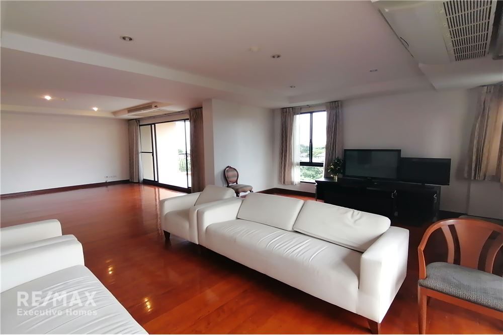 Spacious 3 Beds For Sale Prime Mansion Phrompong 2