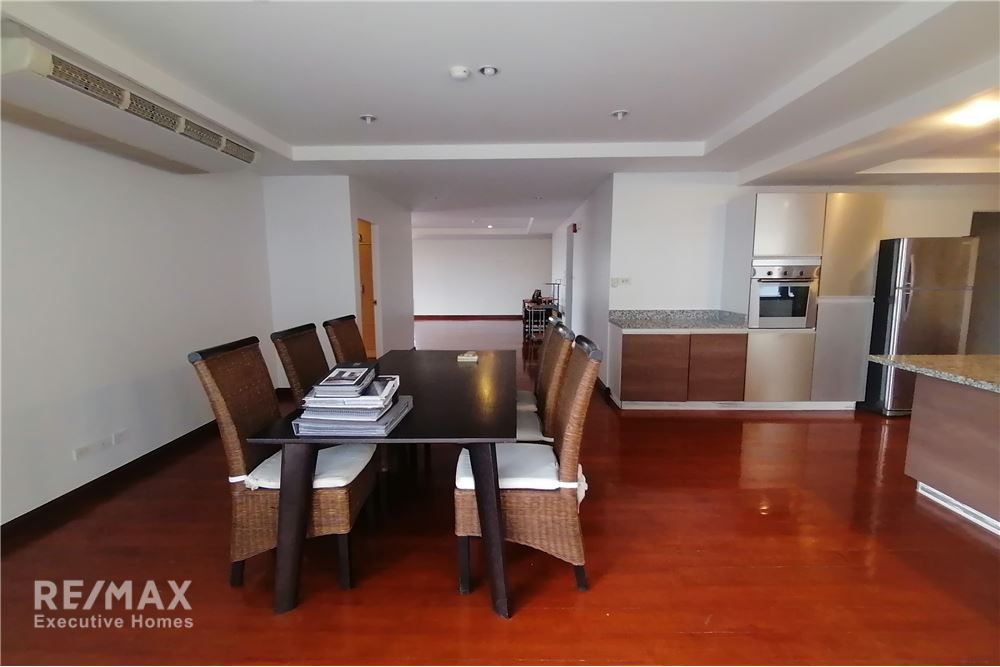 Spacious 3 Beds For Sale Prime Mansion Phrompong 3