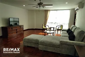 pet-friendly-low-rise-apartment-2-beds-for-rent-bts-promphong-920071001-8300