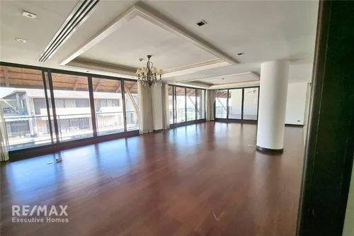 for-rent-spacious-5-bedroom-pet-friendly-condo-in-sukhumvit-31-920071001-9291