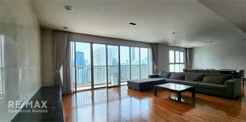 spacious-245sqm-31br-condo-in-asoke-interchange-or-pet-friendly-near-bts-and-mrt-920071001-9305