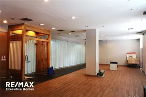 restaurant-space-32-256sqm-starting-32000-baht-next-to-bts-phra-khanong-for-rent-920071001-9544