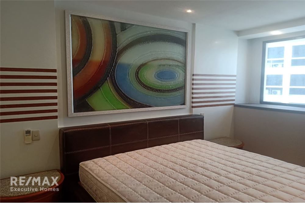 Spacious Pet Friendly Sukhumvit 24 Phrom Pong 12