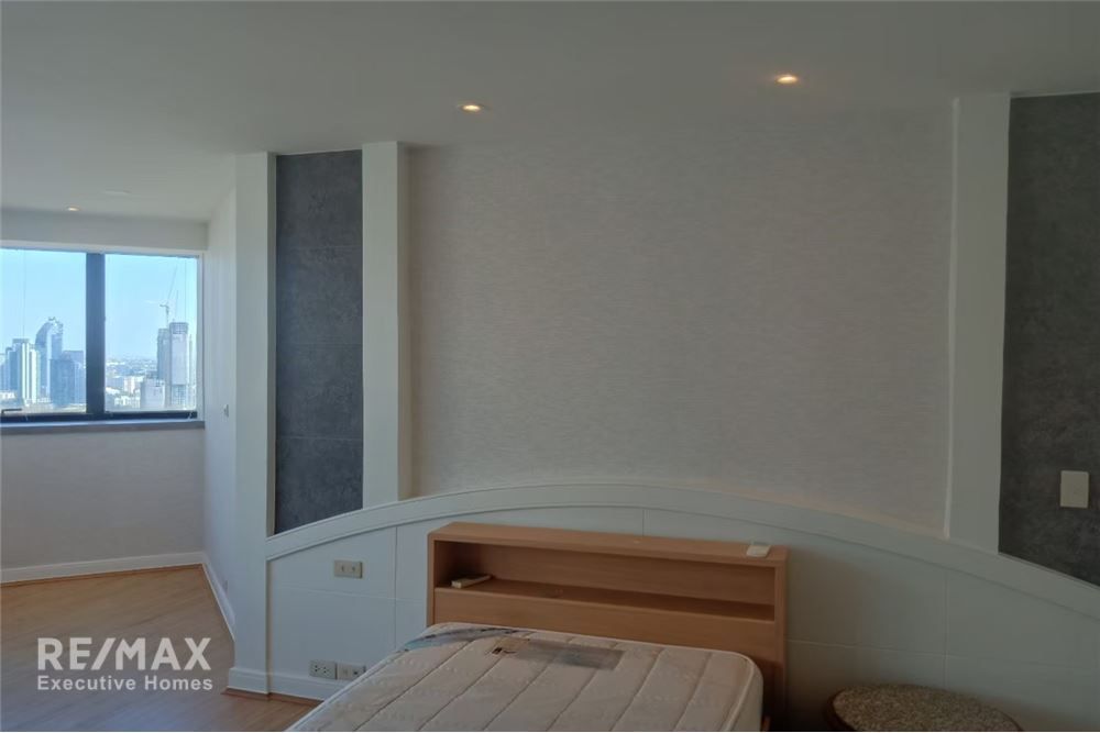 Spacious Pet Friendly Sukhumvit 24 Phrom Pong 16