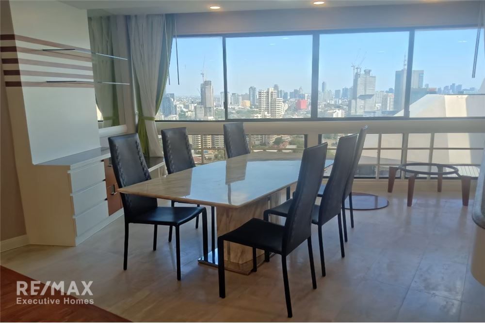 Spacious Pet Friendly Sukhumvit 24 Phrom Pong 4