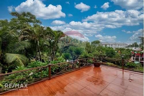 Luxury Boutique Hotel for Rent in Nong Pla Lai, Pattaya 11