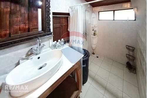 Luxury Boutique Hotel for Rent in Nong Pla Lai, Pattaya 17